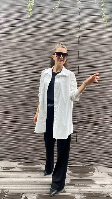 QOOQ 23FW233 Beyaz Tek Cep Detaylı Gömlek