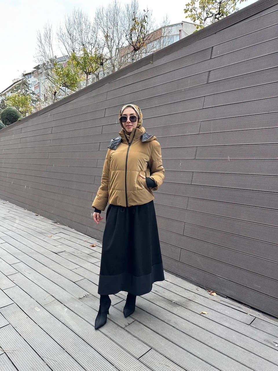 Trenç 5795 Camel Ribanalı Kapitone Mont