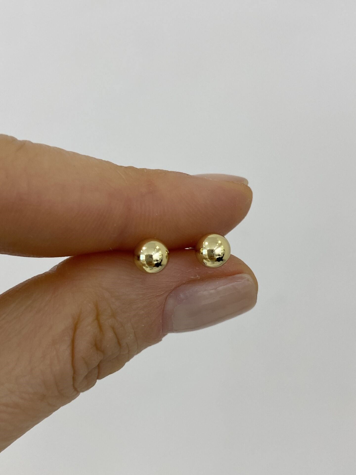 Özel Seri Minimal Gold Top Küpe 5mm