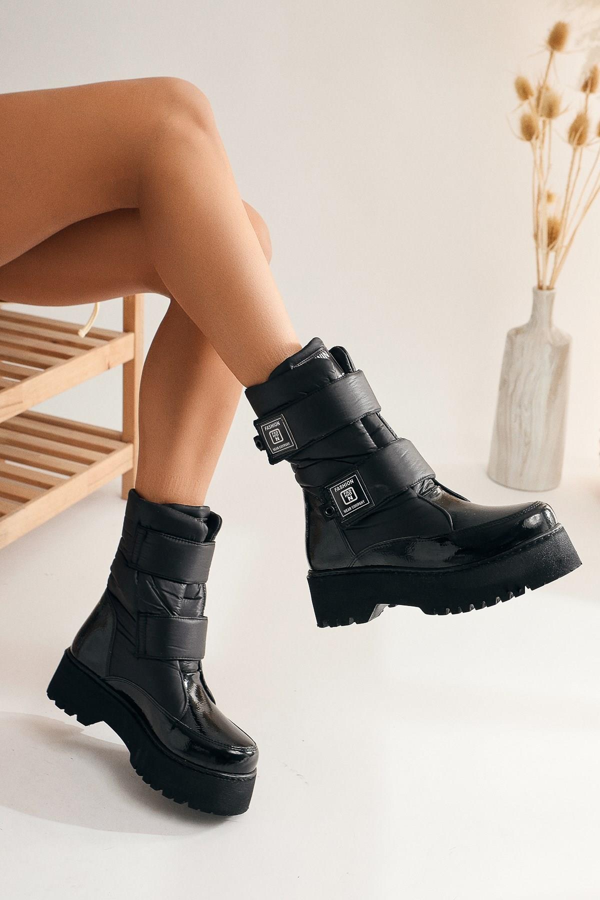 Lubova Siyah Kalın Tabanlı Cırtcırtlı Kar Botu