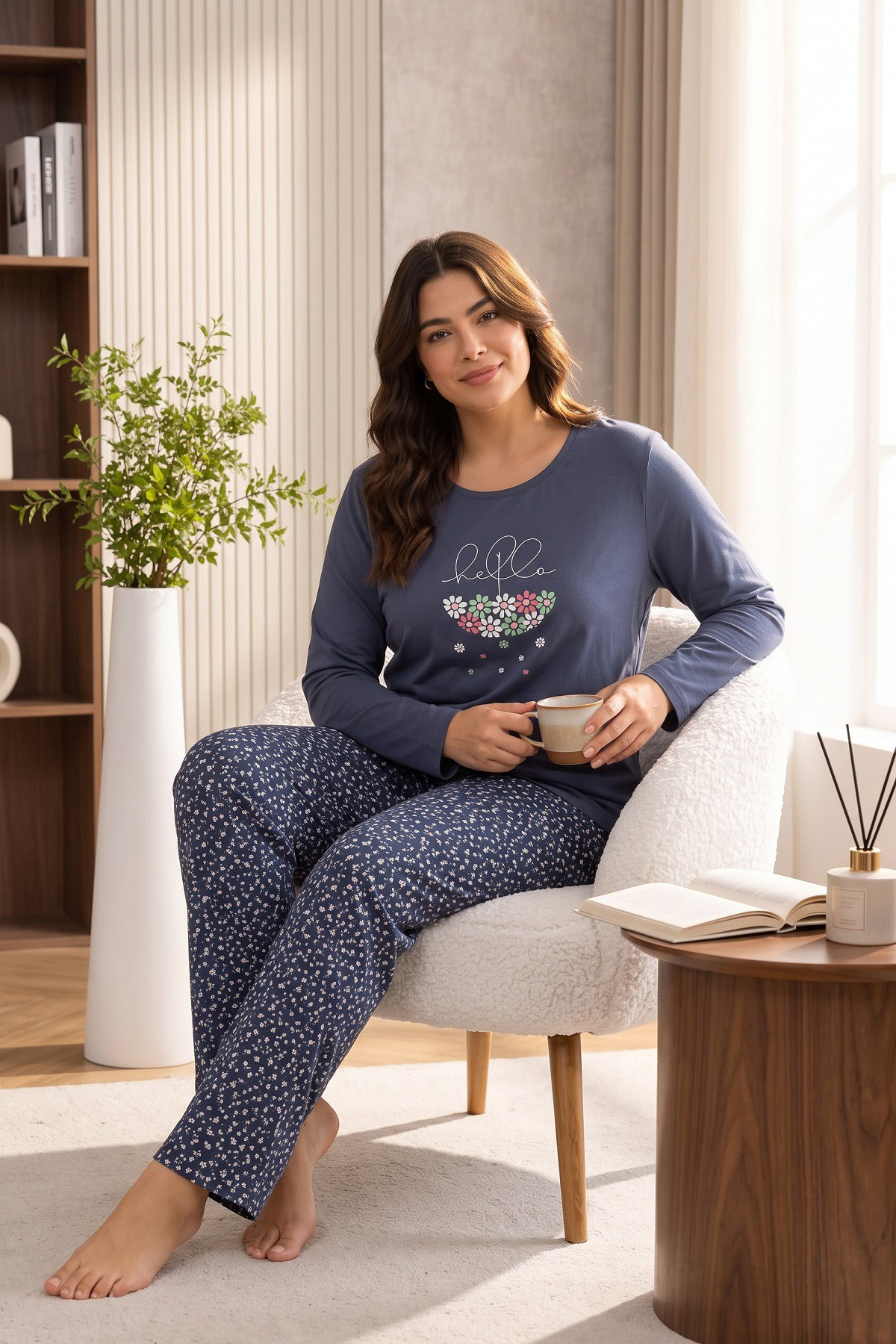 Mevsimlik Kumaş Bisiklet Yaka Uzun Kollu Büyük Beden Kadın Pijama Takımı 400