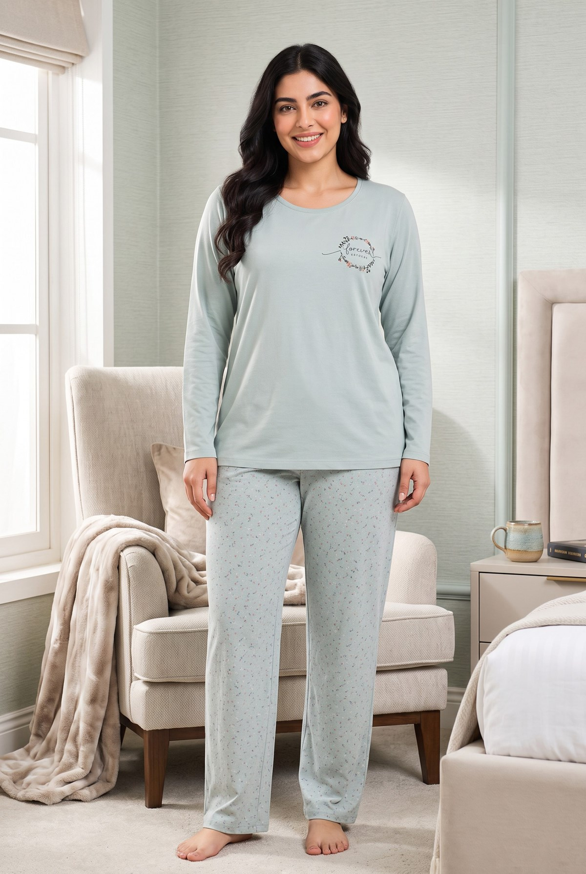 Mevsimlik Kumaş Bisiklet Yaka Uzun Kollu Büyük Beden Kadın Pijama Takımı 400