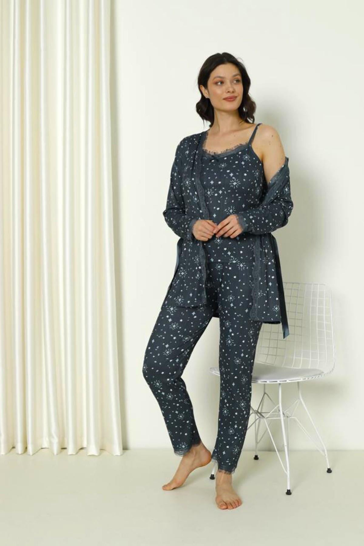 SEBOTEKS İp Askılı Işıltı Desenli Güpür Detaylı Sabahlıklı 3'lü Pijama Takımı 20746
