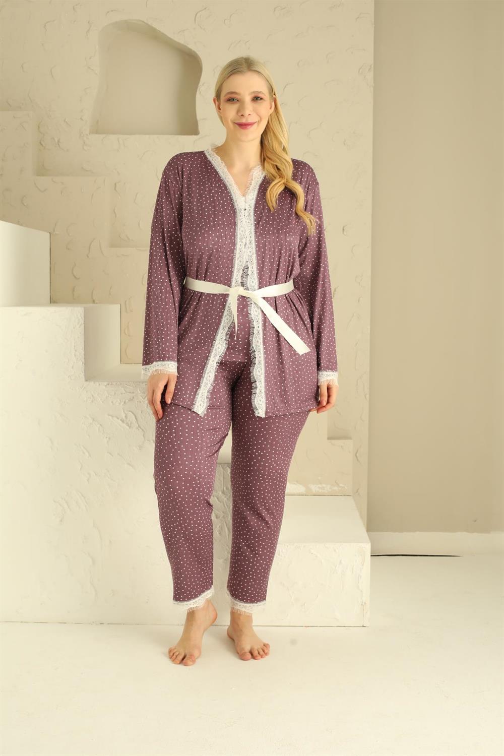 SEBOTEKS İp Askılı Micro Puantiyeli Güpür Detaylı Sabahlıklı 3'lü Pijama Takımı 20346
