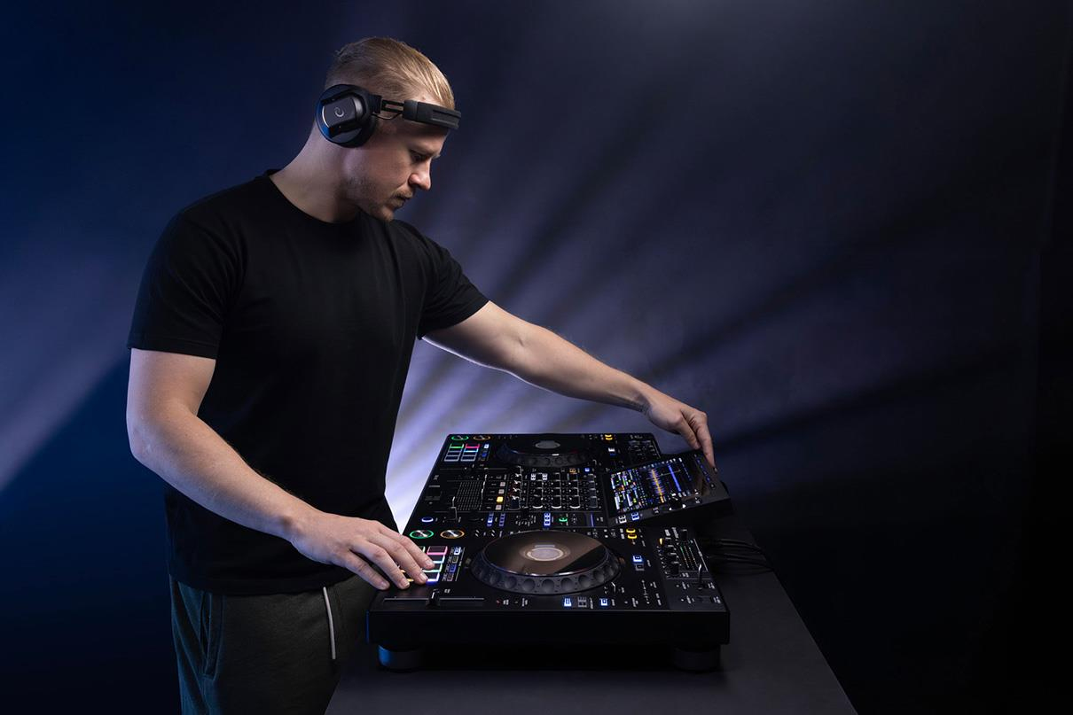 AlphaTheta XDJ-AZ 4 Kanal DJ Controller