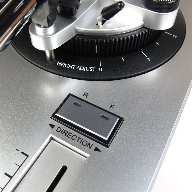 Audio Technica AT-LP120-USB AT-LP120-USB Direct-Drive Professional Turntable (USB & Analog)