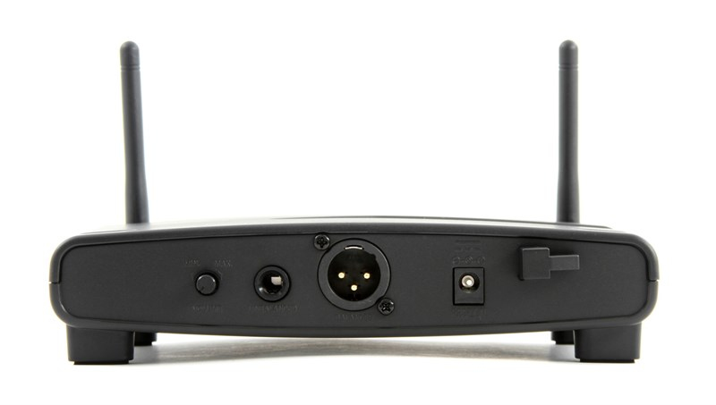 Audio Technica ATW-1102 Single channel dynamic handheld digitial wireless system