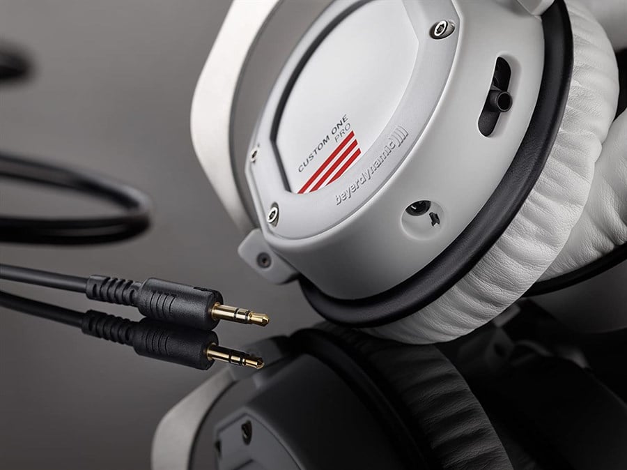 Beyerdynamic Custom One Pro WH Kapalı Kulaklık
