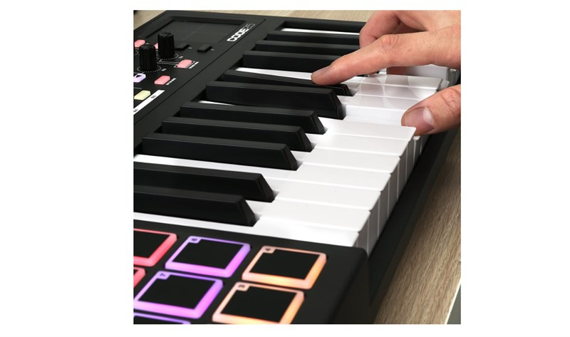 M-AUDIO CODE 25 Black Midi Klavye