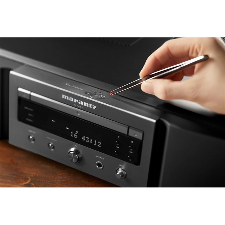 Marantz SA-KI Ruby Black CD, SACD Player