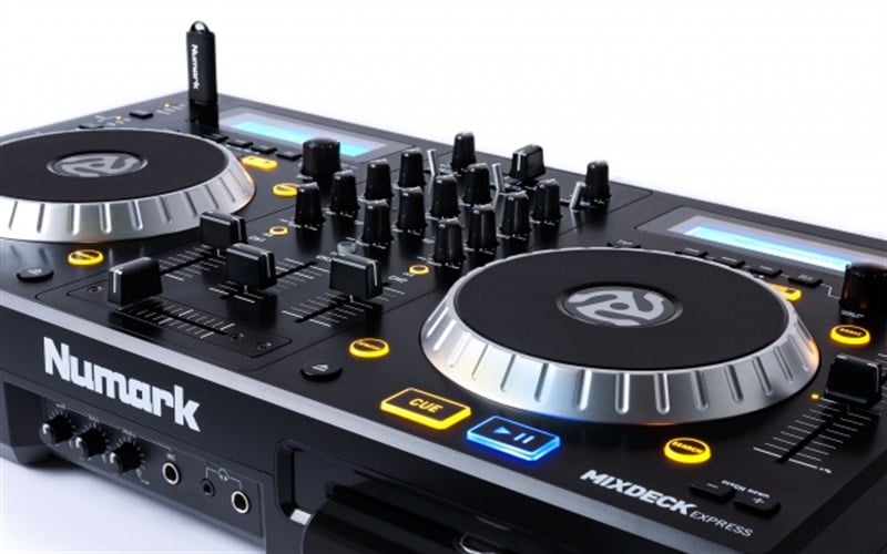Numark Mixdeck Express Çift CD/MP3 Oynatıcı, USB stick destekli Premium DJ Kontroller