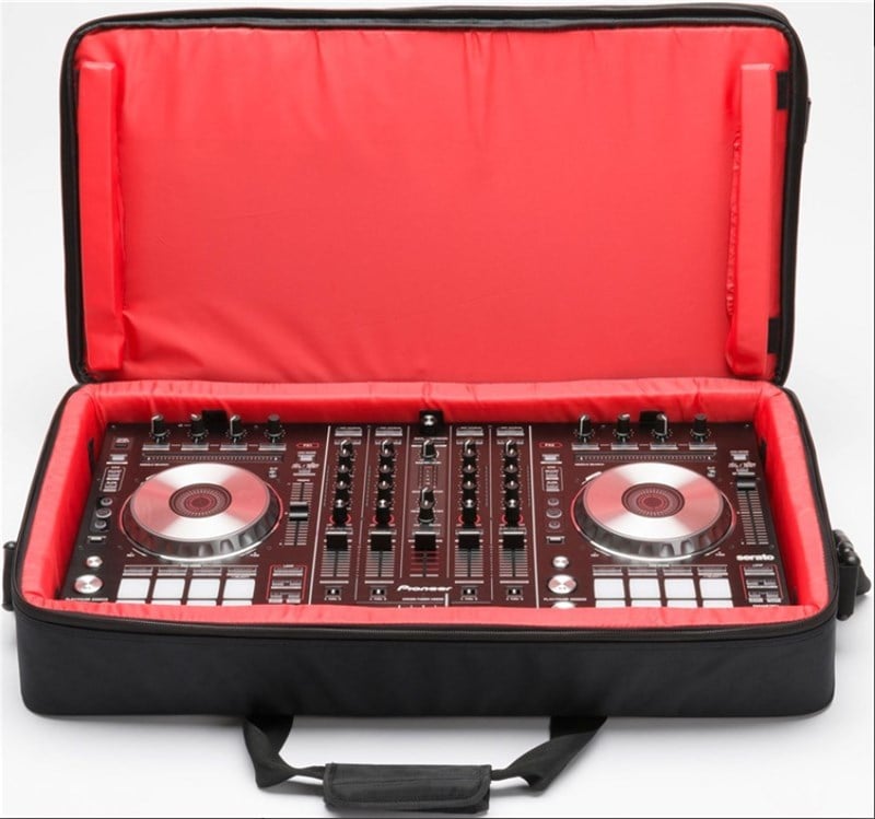 Pioneer DDJ-SX3 Portable 4-channel DJ controller for Serato DJ Pro
