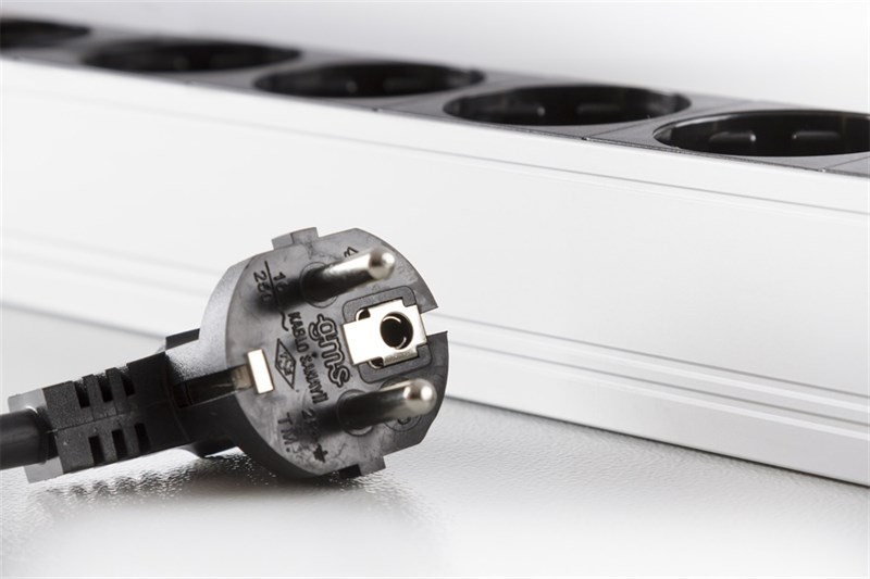 Provoice Schuko Tip 19” 1U Anahtarlı 8'li Priz Grubu