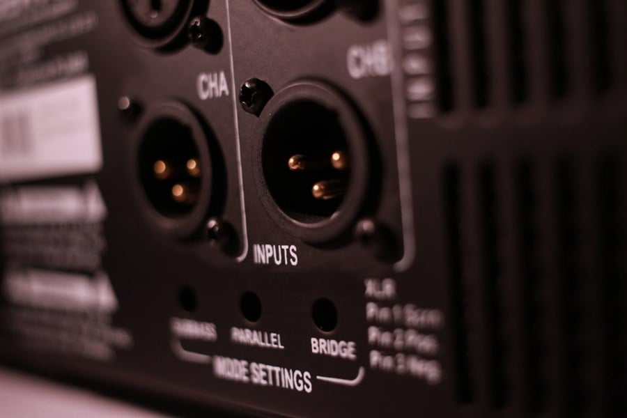 Servo PL 2400 2x1200W Power Amplifier