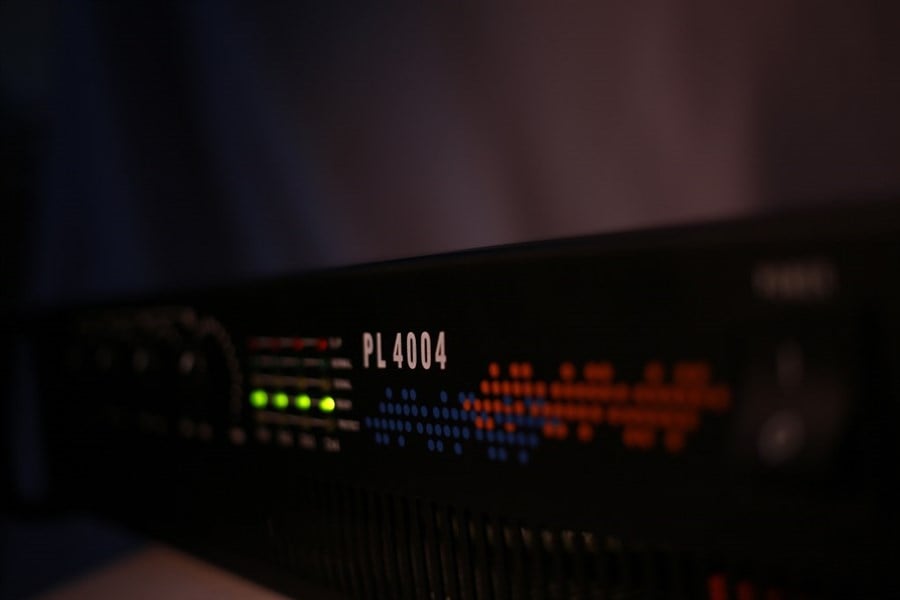 Servo PL 4004 4x1000W Power Amplifier
