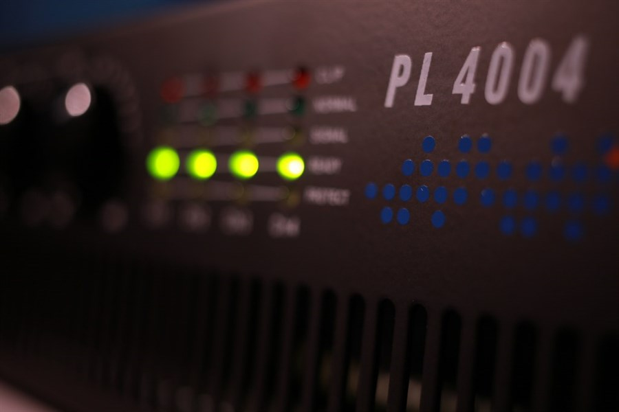 Servo PL 4004 4x1000W Power Amplifier