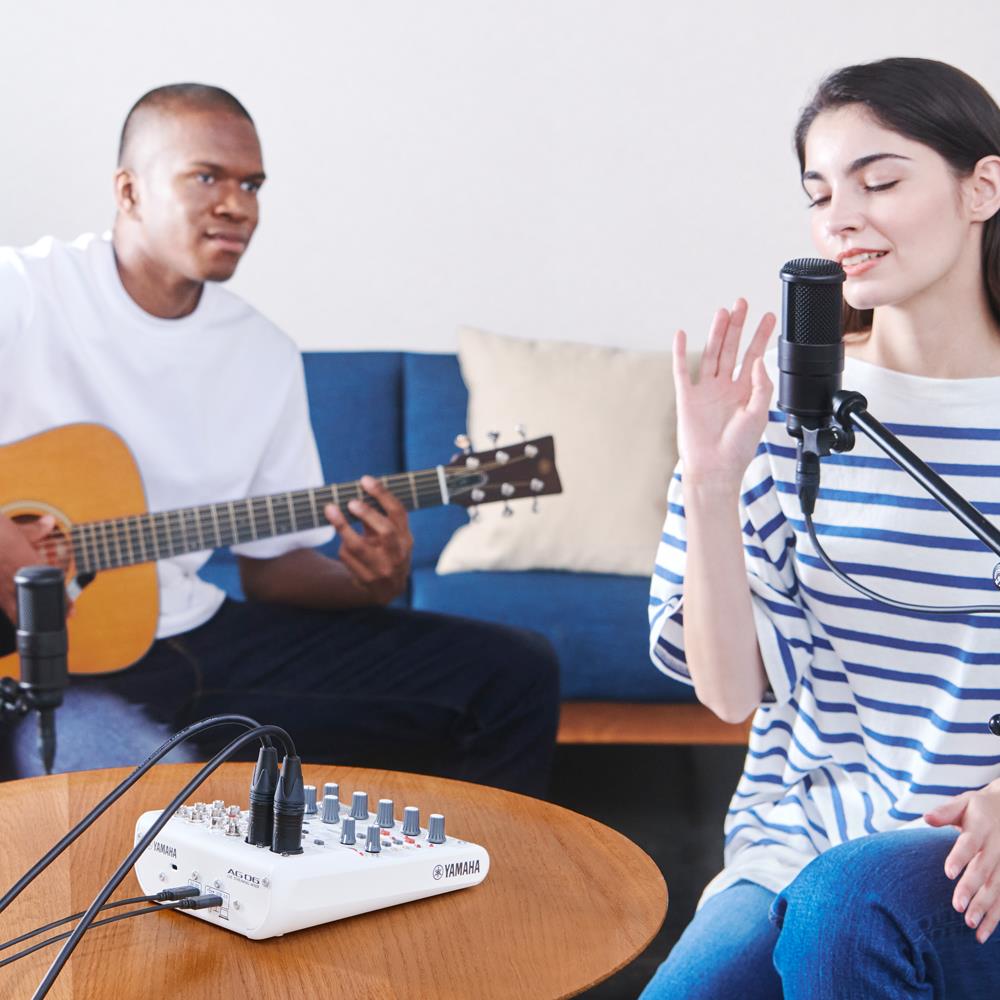 Yamaha AG06 MK2 B Canlı Yayın Ses USB Mikseri