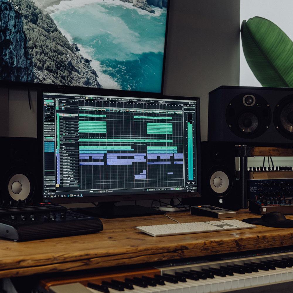 Yamaha AG06MK2 W Canlı Yayın Ses USB Mikseri