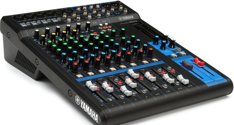 Yamaha MG12 12 Kanal Analog Deck Mikser