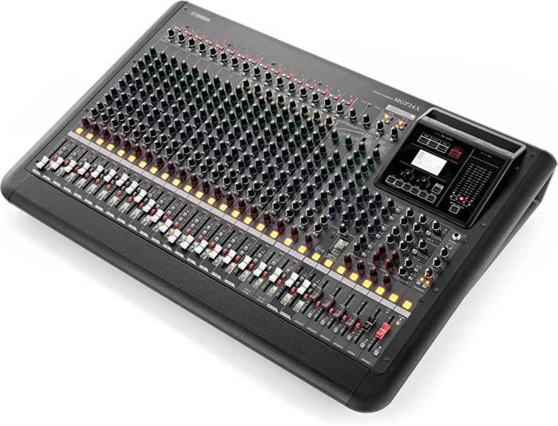 Yamaha MGP-24X 24 Kanal Deck Mikser