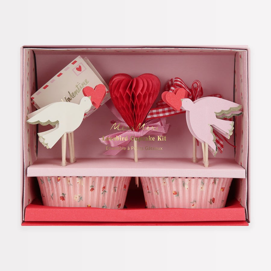Meri MeriMeri Meri - Valentine’s Cupcake Kit - Sevgi Cupcake Kit - 24'lü218053