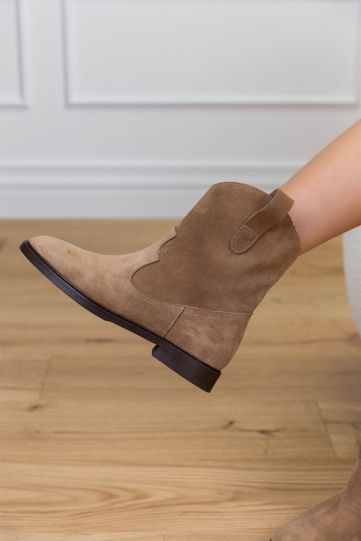 ASH AÇIK KAHVE SÜET BOT KAHVE