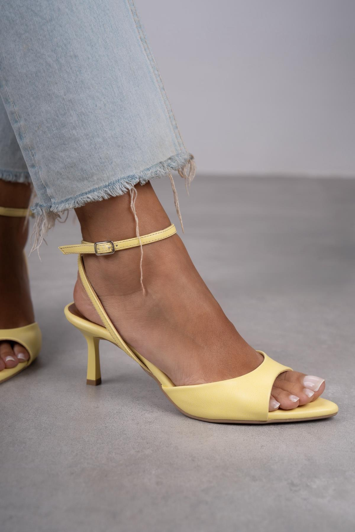 ASHLEY SARI AYAKKABI SARI