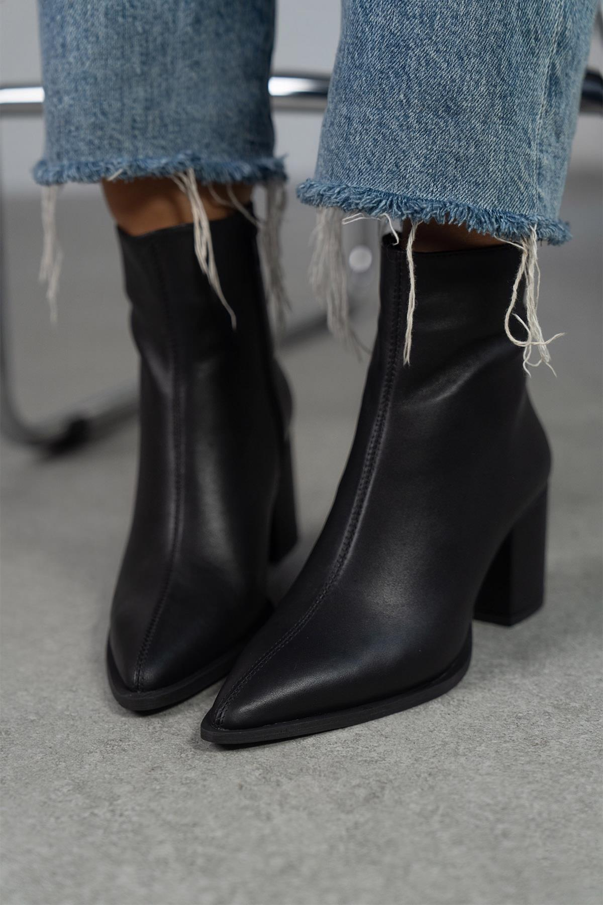 BERLİN SİYAH DERİ BOT SİYAH DERİ