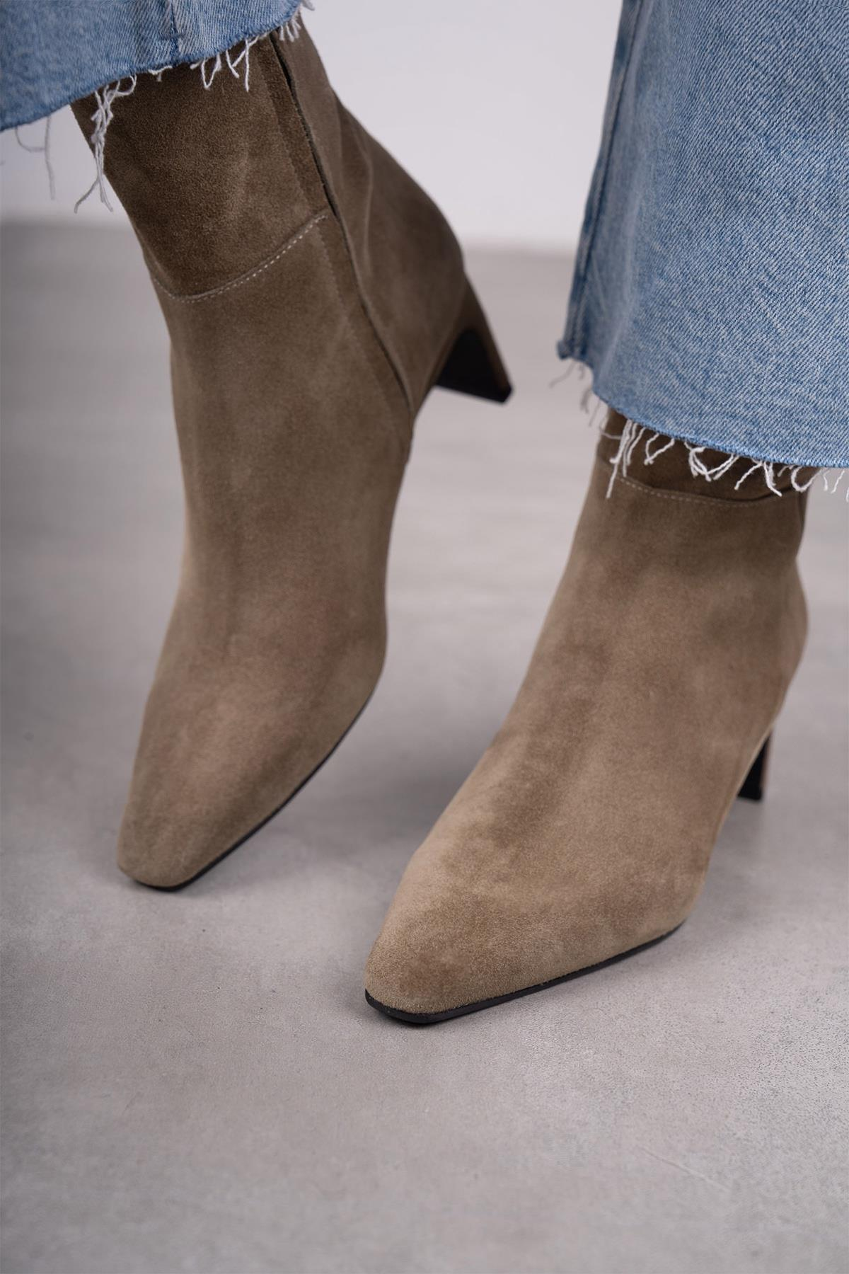 BEST VİZON SÜET BOT VİZON SÜET