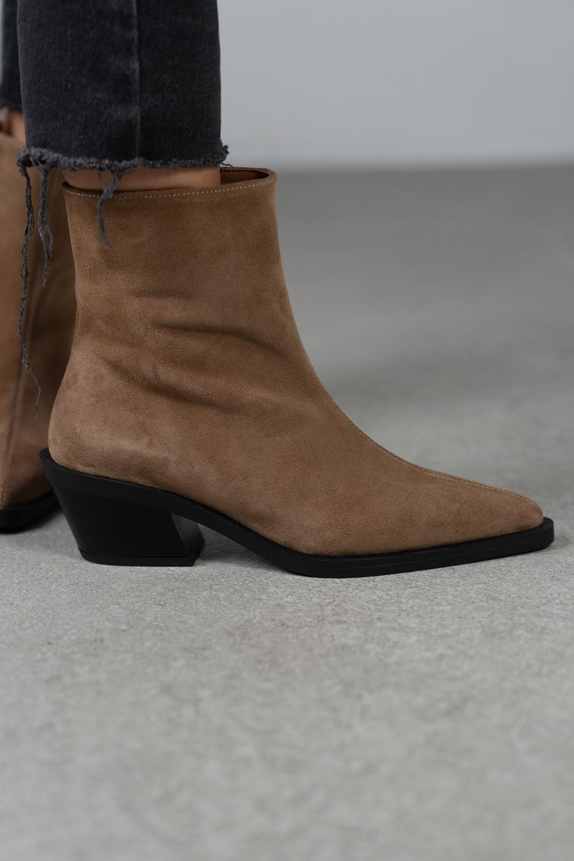 BONNY AÇIK KAHVE SÜET BOT KAHVE