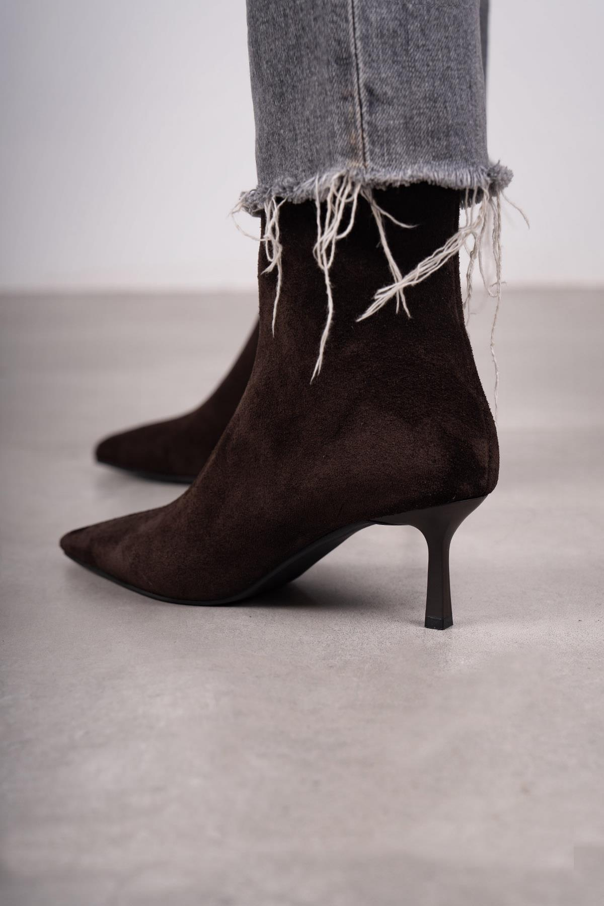 CAMİLİA KOYU KAHVE SÜET BOT KAHVE