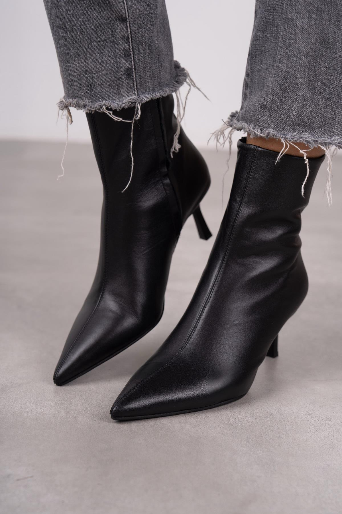 CAMİLİA SİYAH DERİ BOT SİYAH DERİ