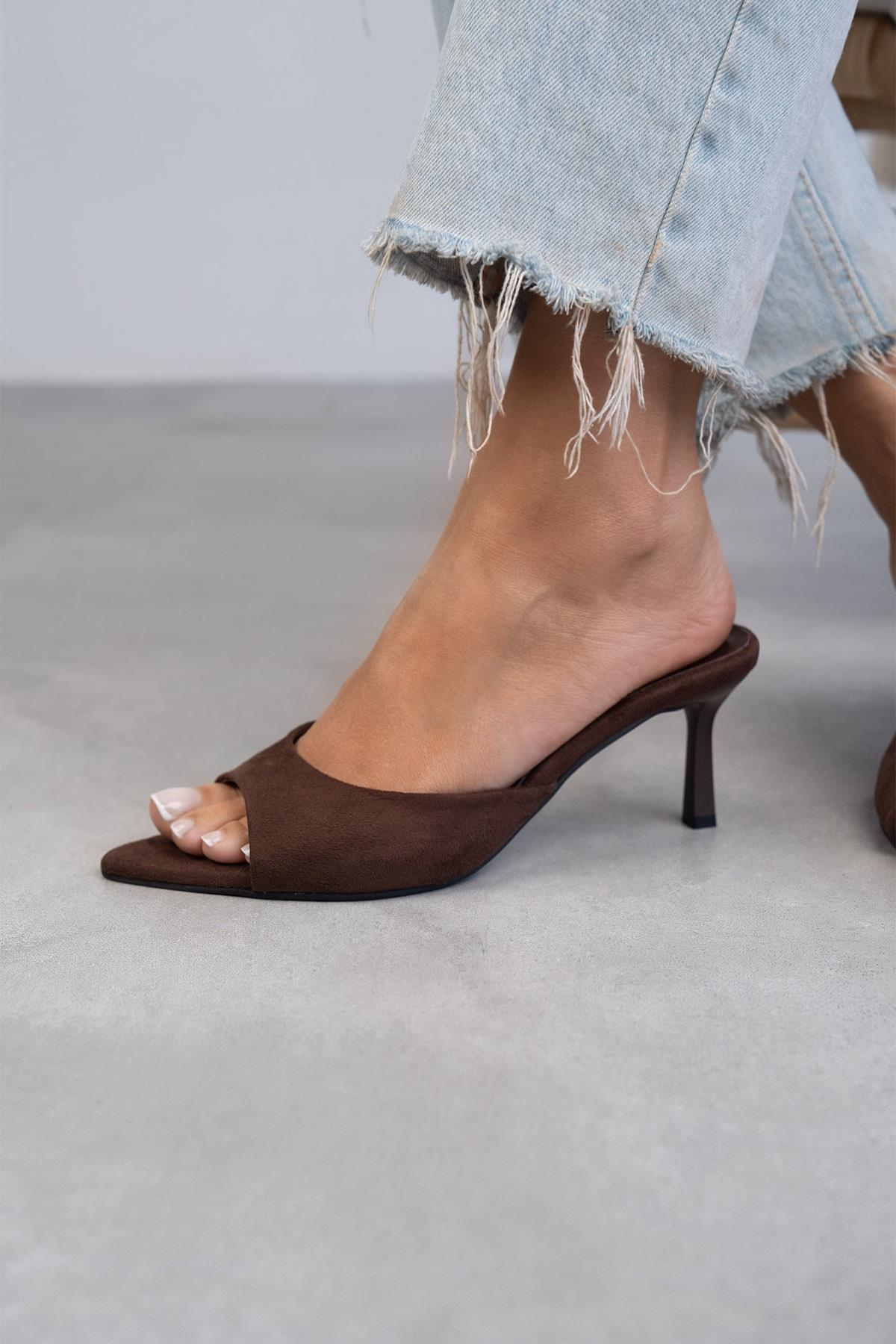 CLARA KOYU KAHVE SÜET TERLİK KAHVE