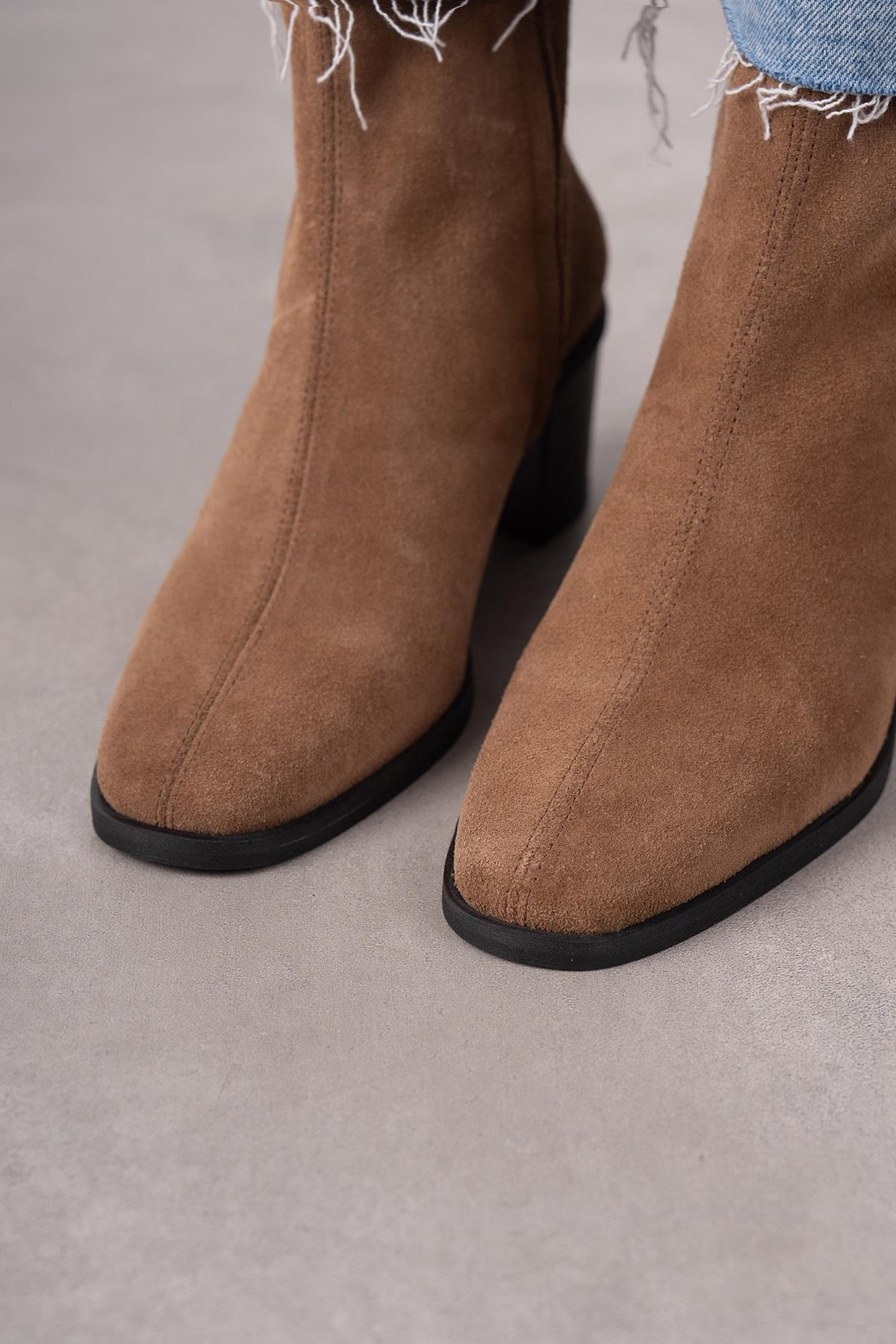 ELENOR AÇIK KAHVE SÜET BOT KAHVE