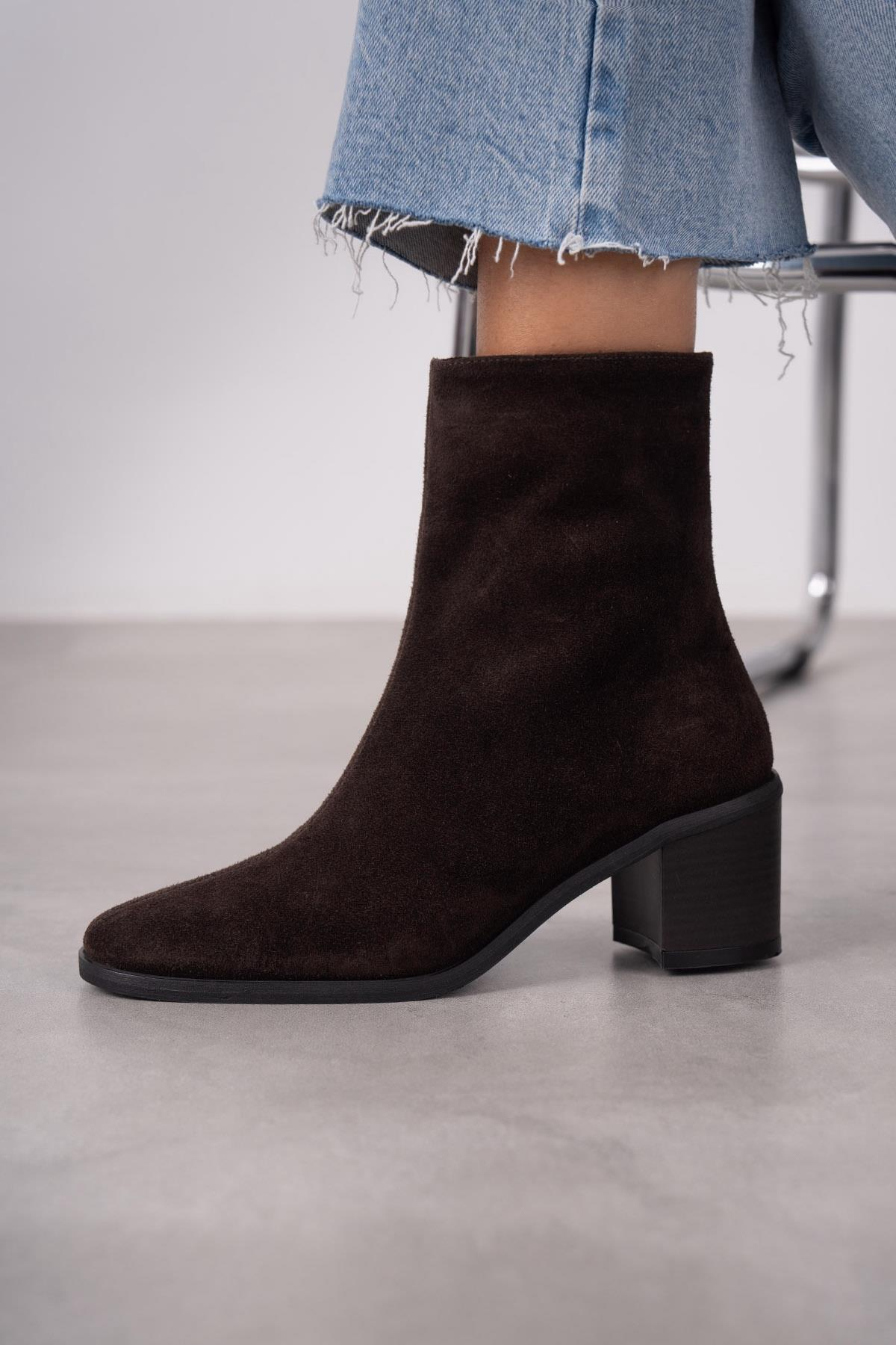 ELENOR KOYU KAHVE SÜET BOT KAHVE