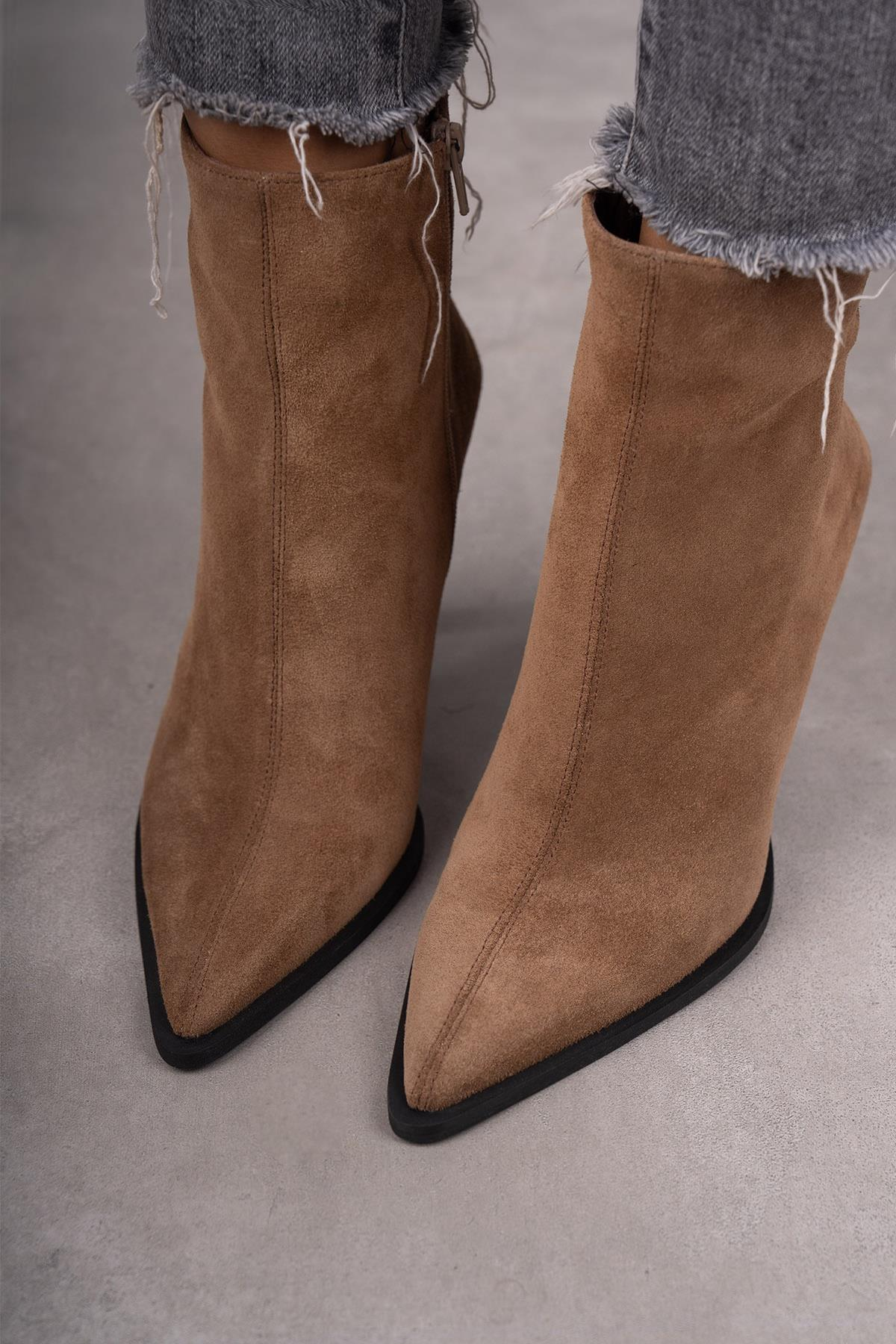 JANET AÇIK KAHVE SÜET BOT KAHVE