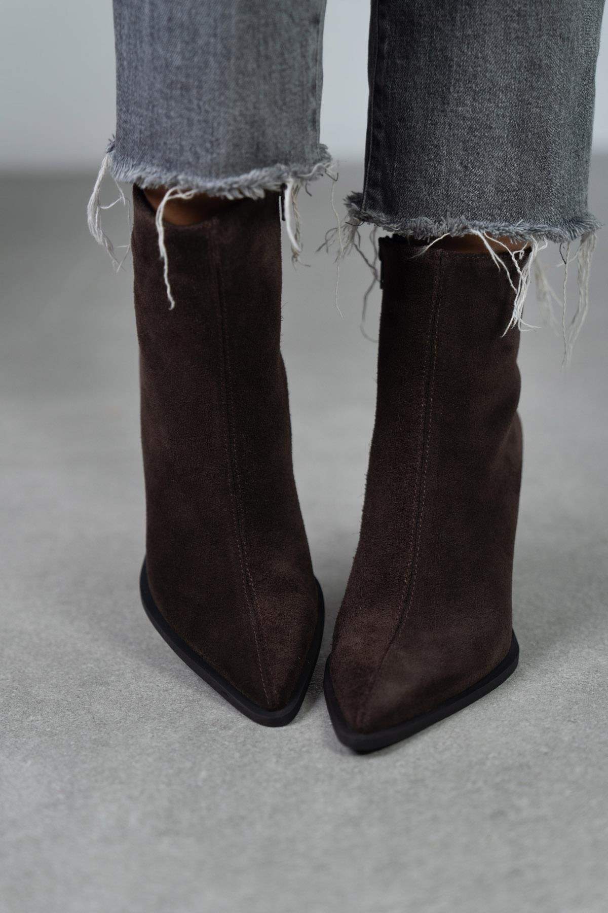 JANET KOYU KAHVE SÜET BOT KAHVE