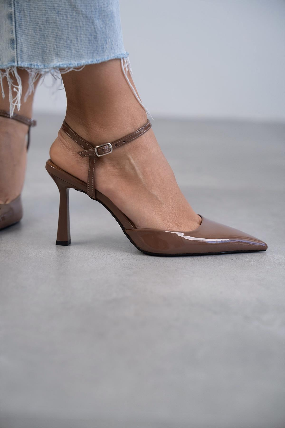 JENNY ÇİKOLATA RUGAN STİLETTO ÇİKOLATA RUGAN