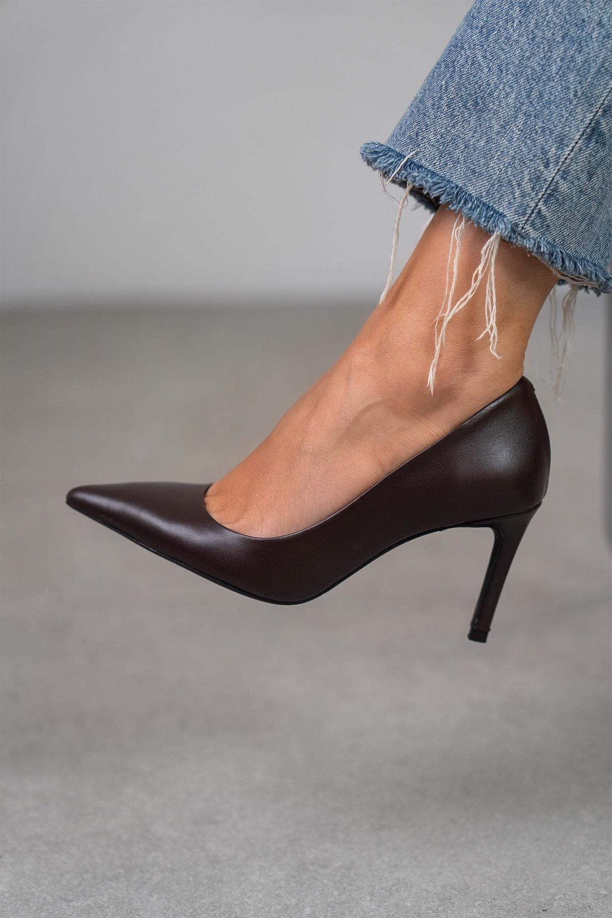 LARA KAHVE DERİ HAKİKİ DERİ STİLETTO KAHVE