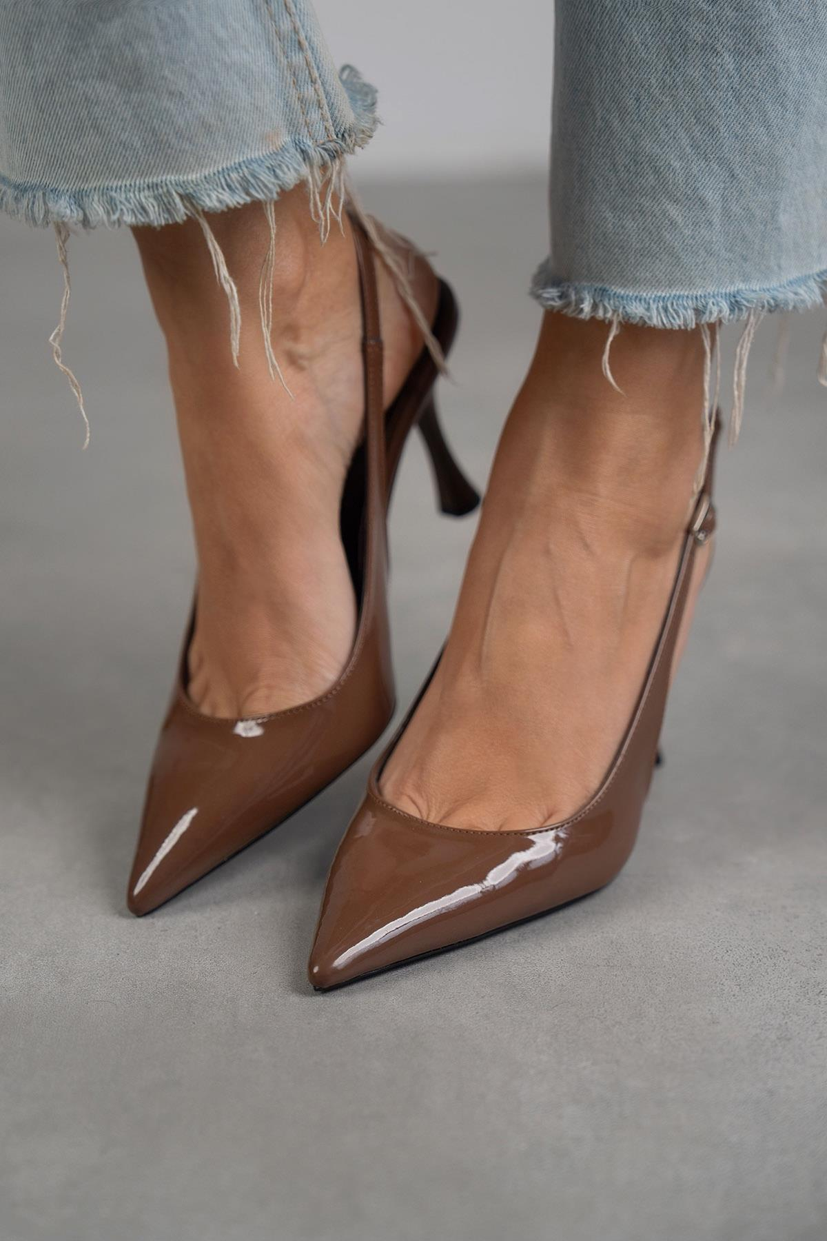 MİSS ÇİKOLATA RUGAN STİLETTO ÇİKOLATA RUGAN