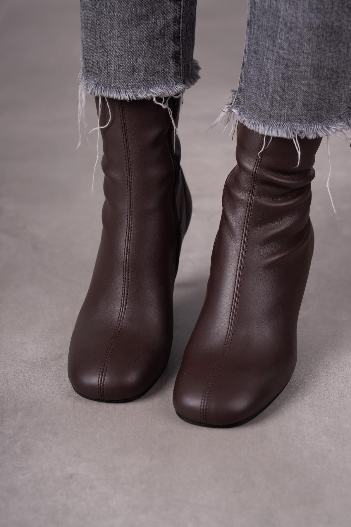 SERA STREÇ KAHVE DERİ BOT KAHVE