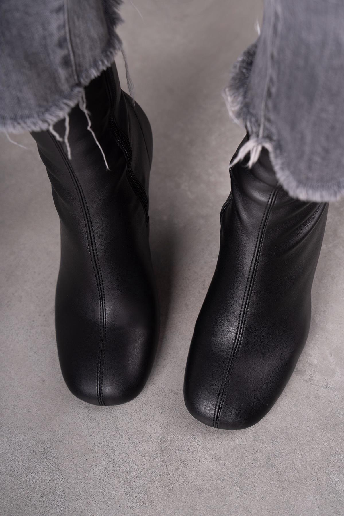 SERA STREÇ SİYAH DERİ BOT SİYAH DERİ