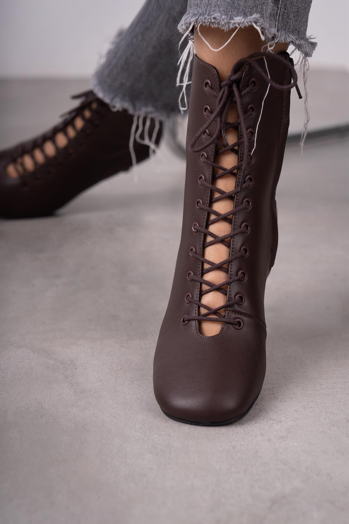 SİLVA KAHVE DERİ BOT KAHVE