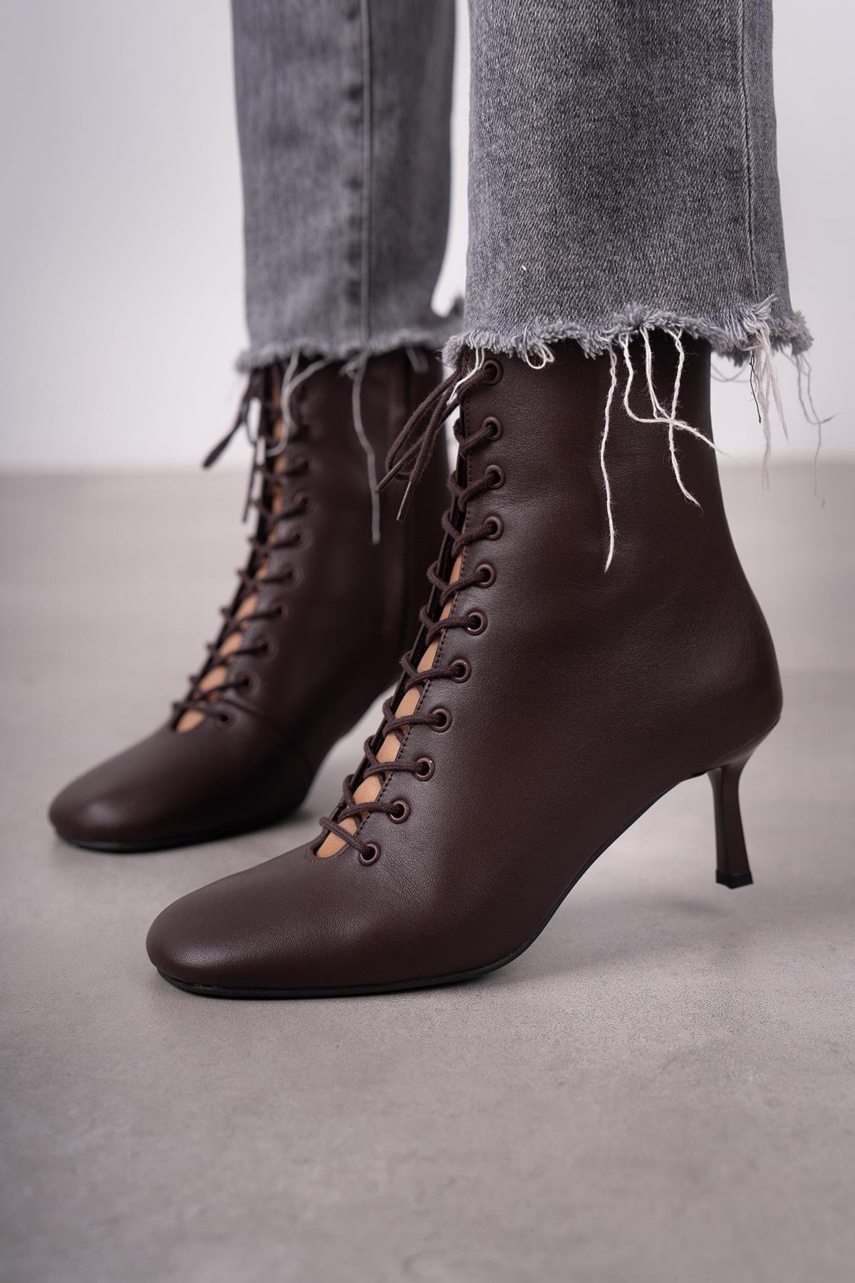 SİLVA KAHVE DERİ BOT KAHVE