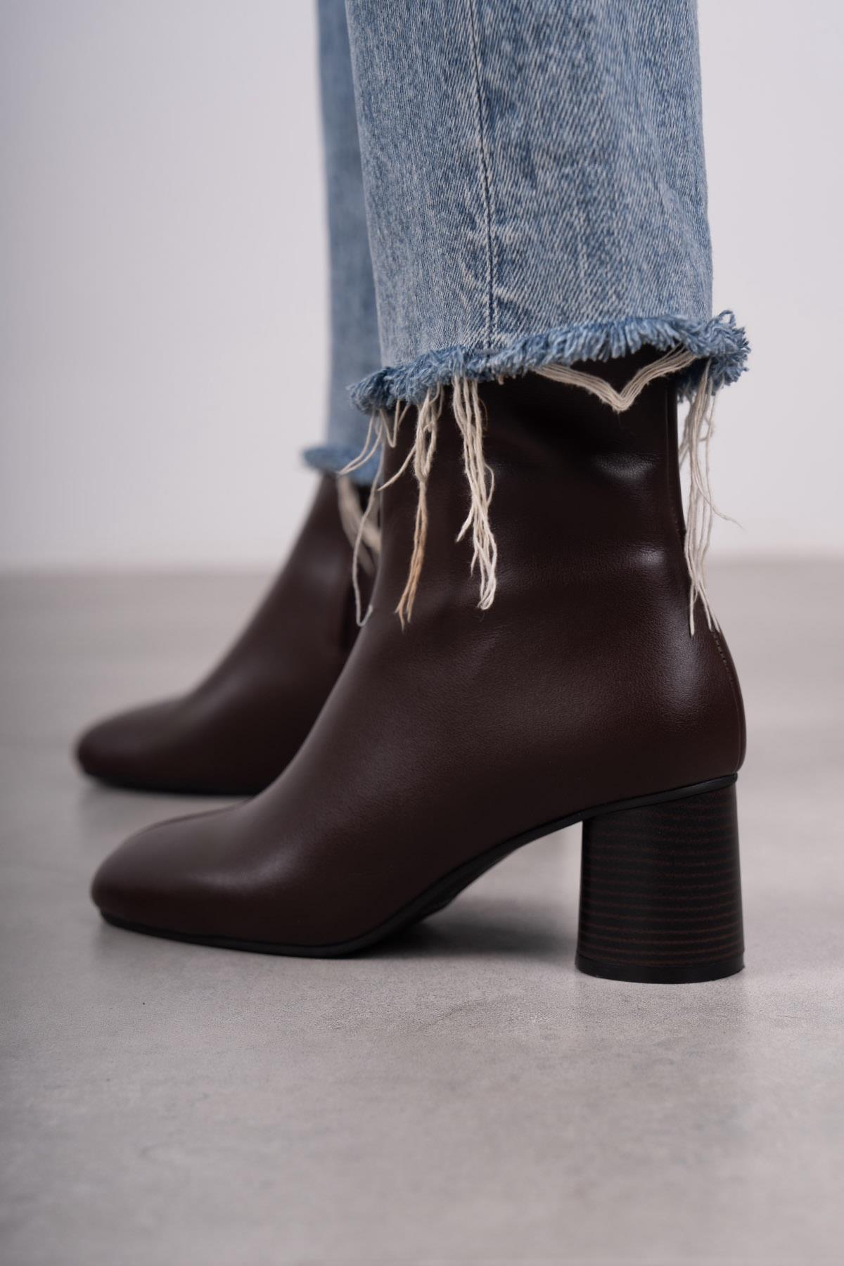 SOHO KAHVE DERİ BOT KAHVE