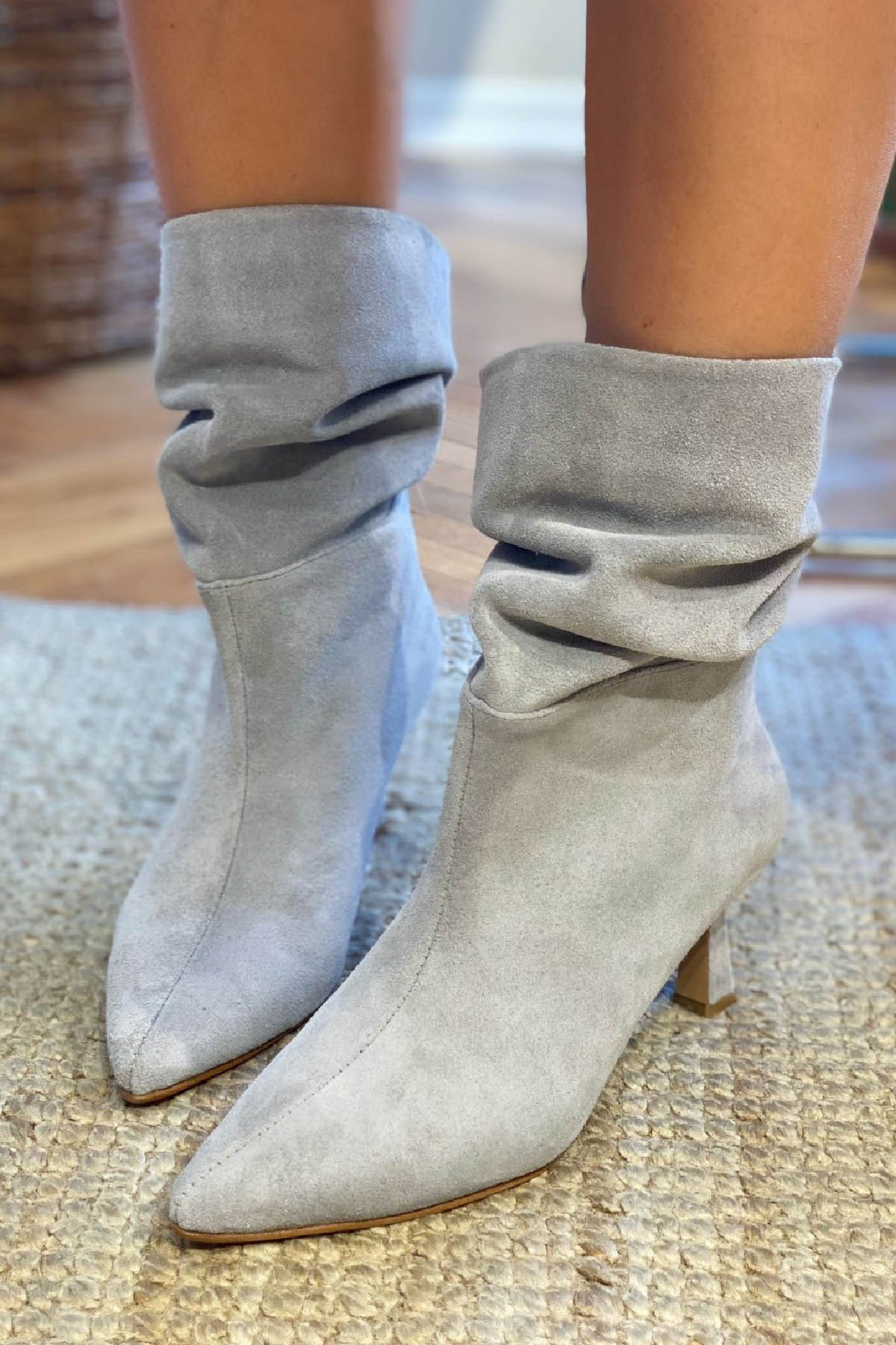 TİNA GRİ SÜET BOT GRİ