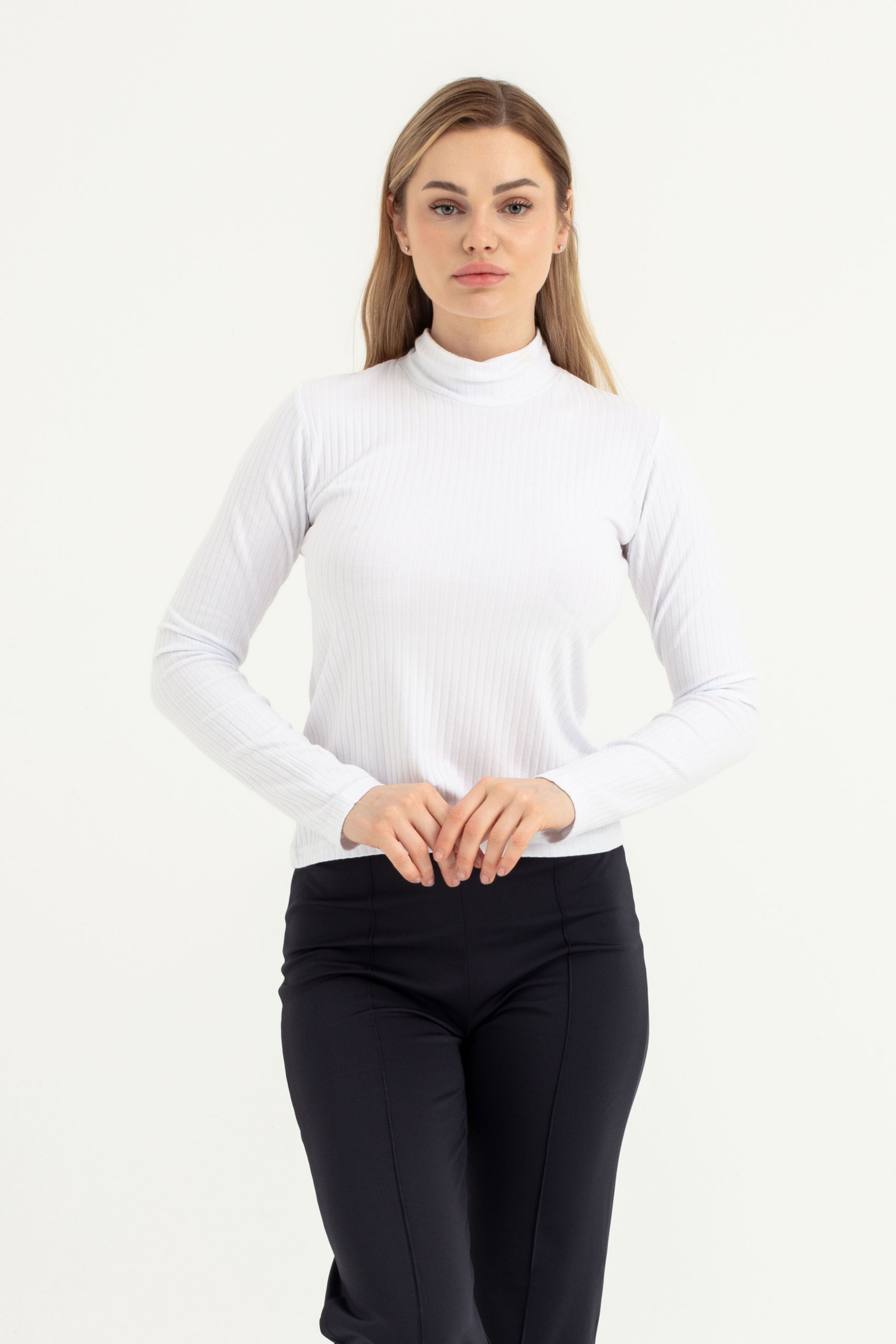 Kadın Beyaz Dik Yaka Uzun Kol Body
