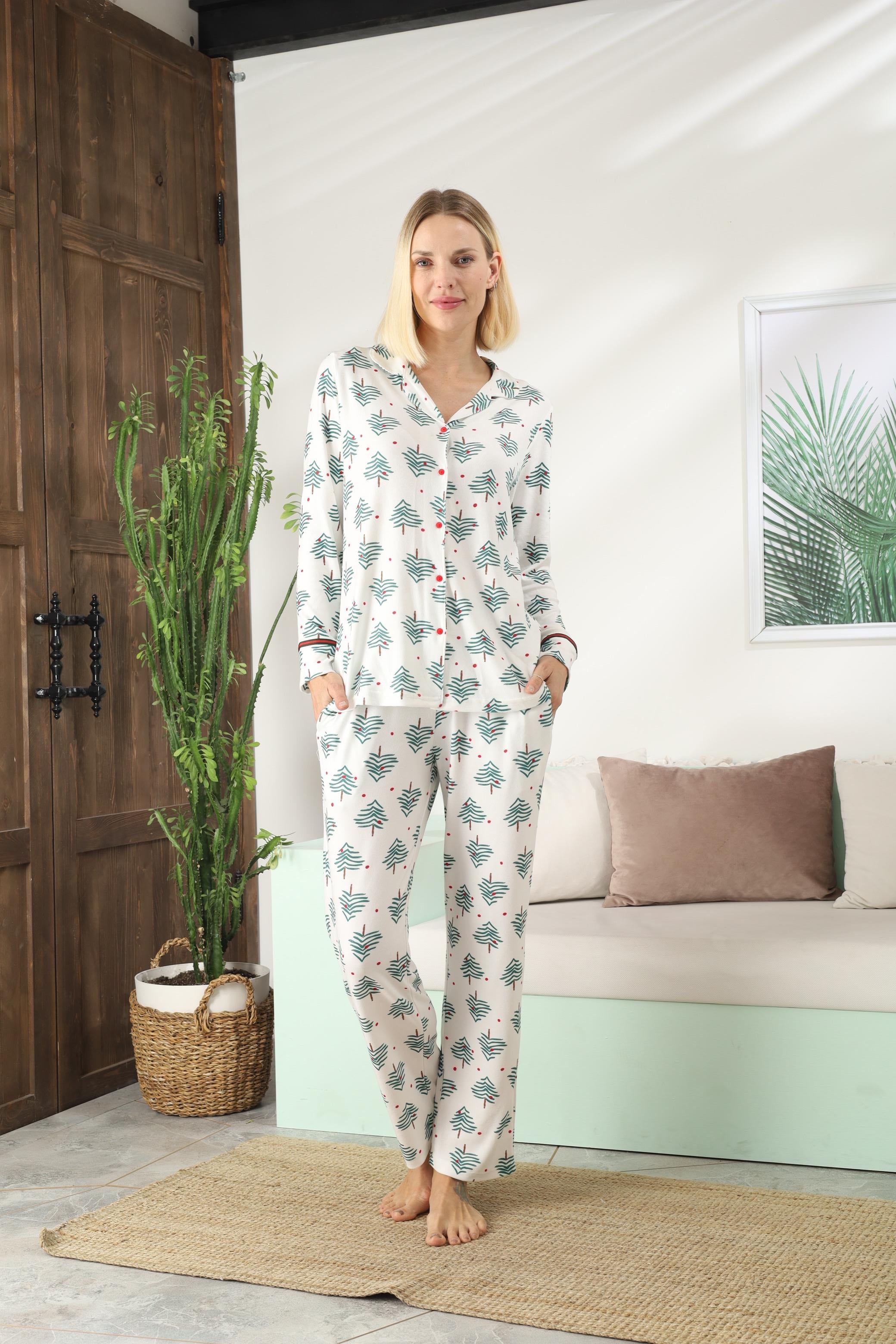 Kadın Beyaz Üzeri Ağaç Desen Termal Önden Düğmeli Pijama Üstü