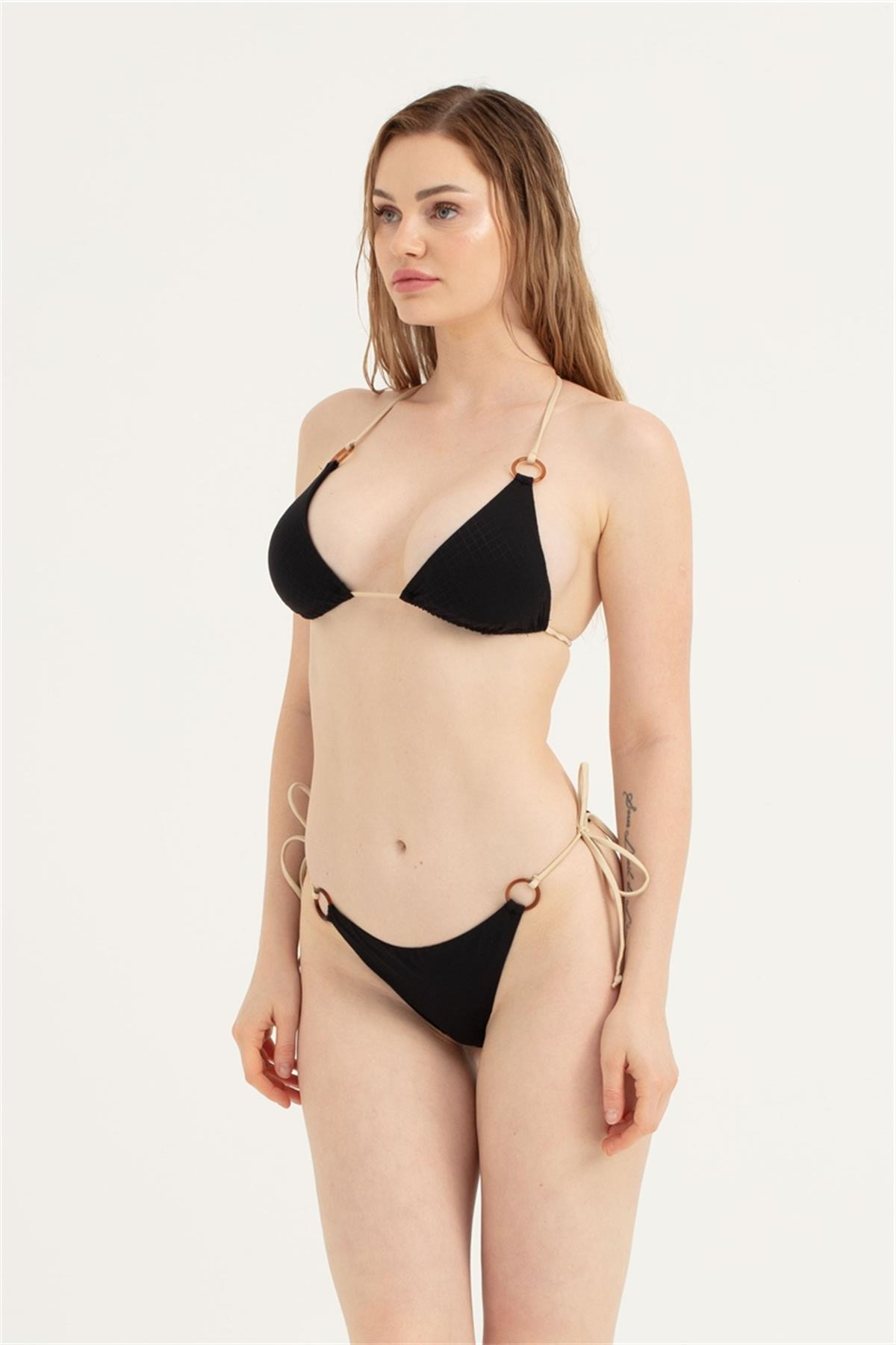 Kadın Siyah Halka Detaylı Bikini Takım