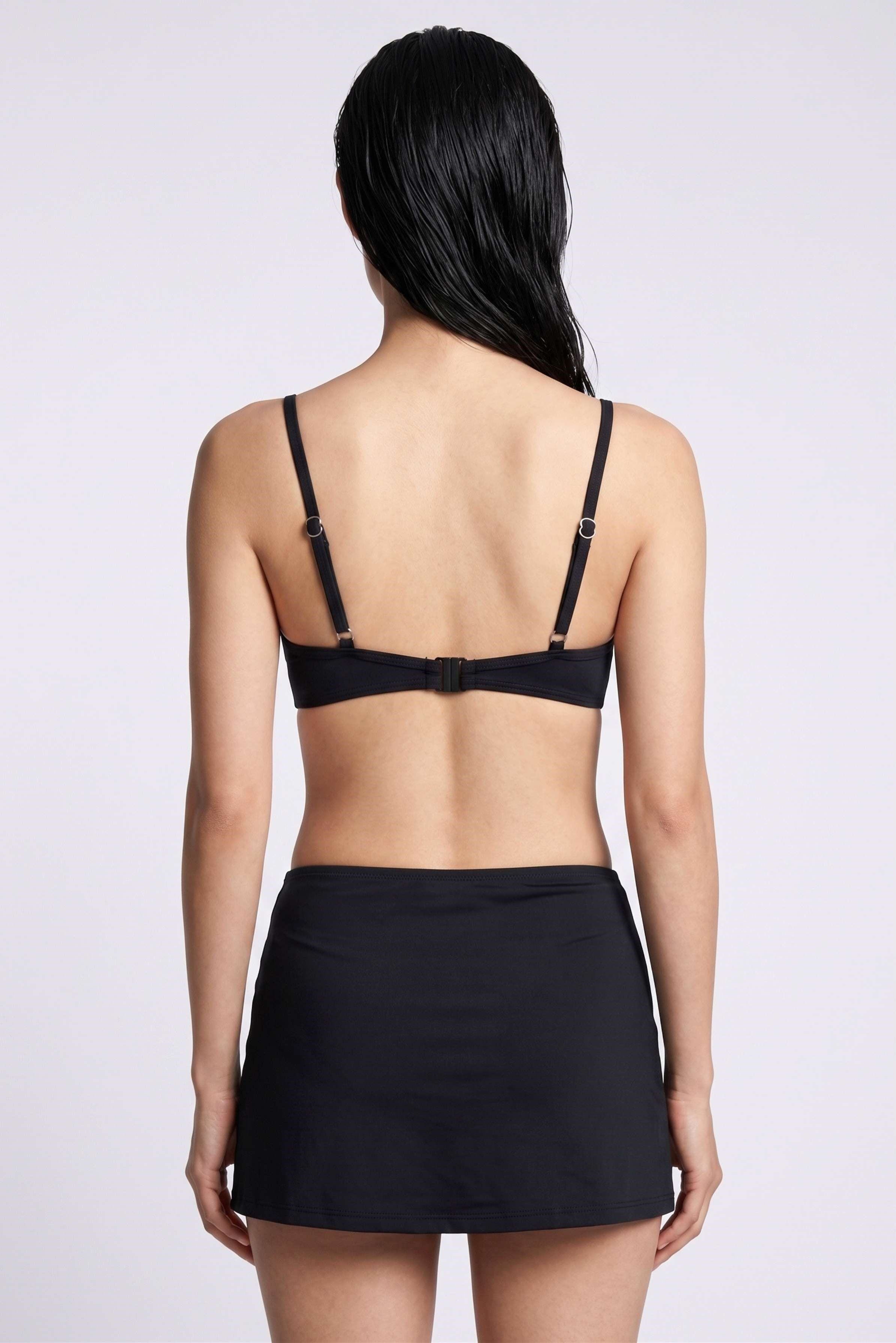 Kadın Siyah Yüksek Bel Etekli Slip Bikini Altı
